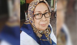 Seniwati Noor Azizah meninggal dunia pada usia 79 tahun