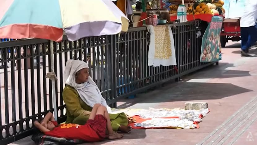 India's extreme heat takes a toll on workers as experts urge long-term solutions
