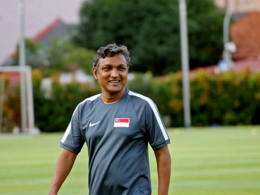 Singapore national head coach V Sundramoorthy taking charge of training before the Lions went to Myanmar for the AYA Bank Cup. Photo: FAS