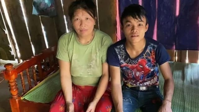年龄相差27岁不顾全村反对 越南26岁男娶53岁大妈