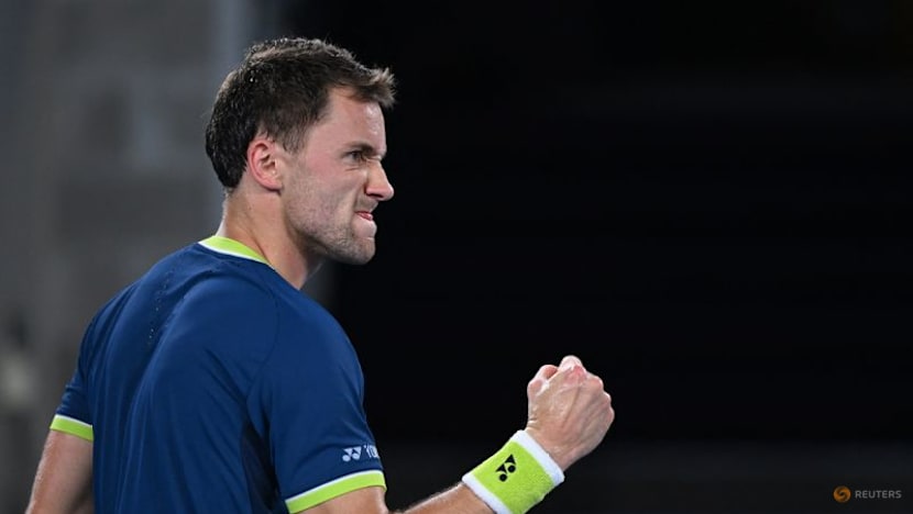 HIGHLIGHTS-Australian Open day seven