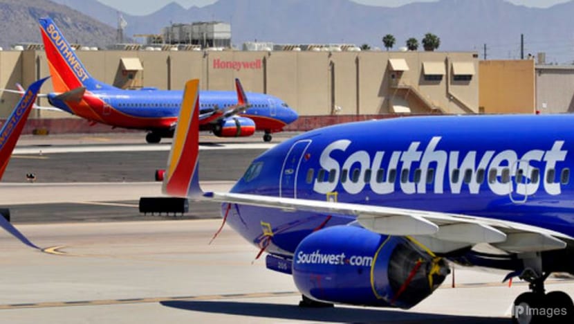 Southwest suffers technology problem for second straight day Southwest suffers technology problem for second straight day