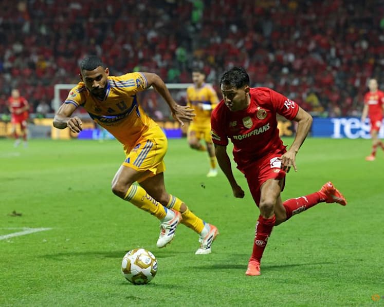 Toluca sink Tigres 9-8 on penalties to win Mexico's Apertura title