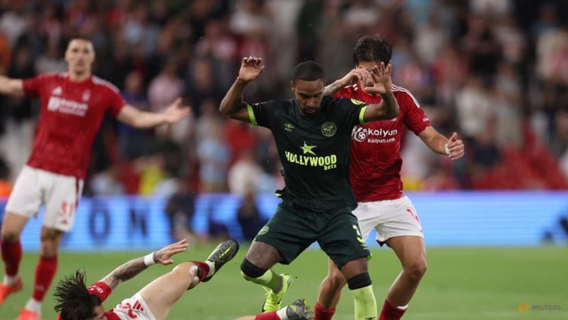 Blow to Forest's Champions League hopes as Brentford win 2-0 away