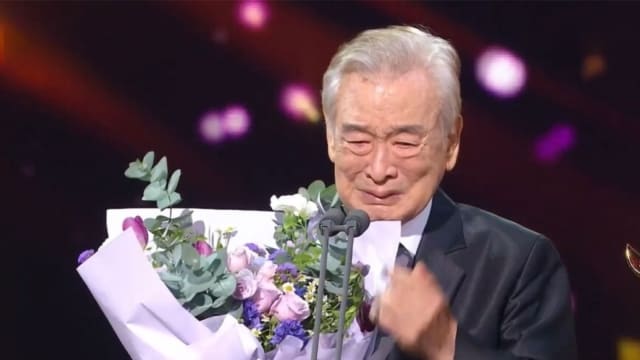 终于拿下人生第一座演技大赏　90岁李顺载哭了，感言超催泪！