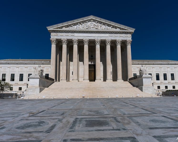 US Supreme Court sides with Trump in asylum-processing case