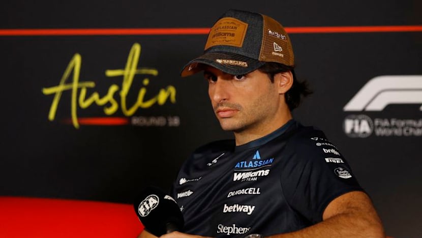 Sainz says talk of F1 racing in Middle East is 'premature'