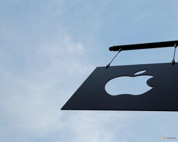US FTC raises concerns over accusations Apple News favors articles from left-wing outlets