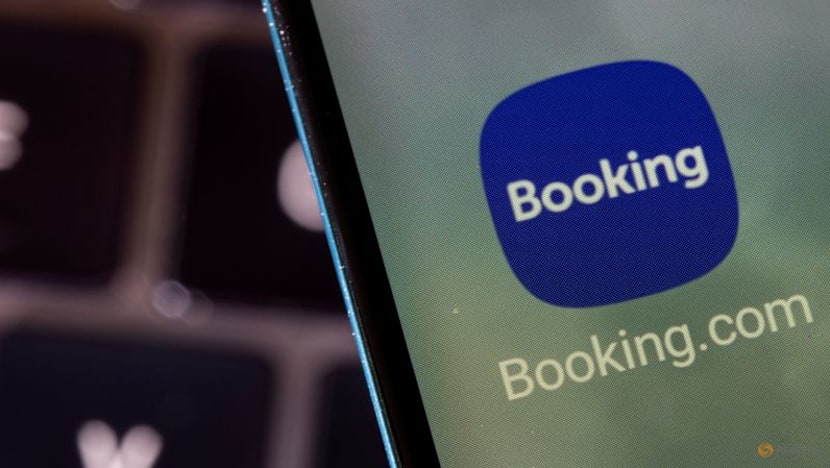 Italy watchdog probes travel giant Booking.com