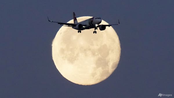 channelnewsasia.com - Global airlines race to fix A320 jets after Airbus recall