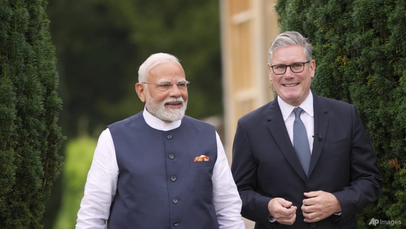 Britain and India sign free trade pact during Modi visit