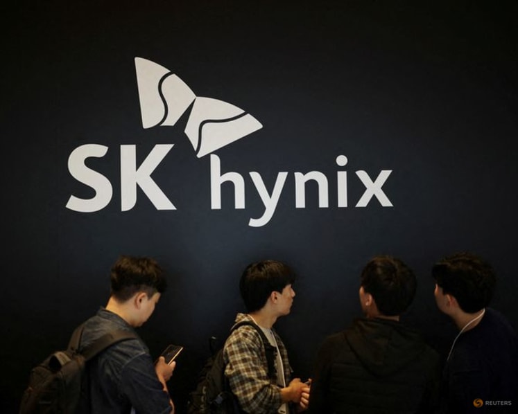 SK Hynix drops US IPO plan for Solidigm, newspaper reports