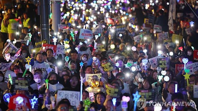 韩国全体市民因成功阻止戒严 获诺贝尔和平奖提名