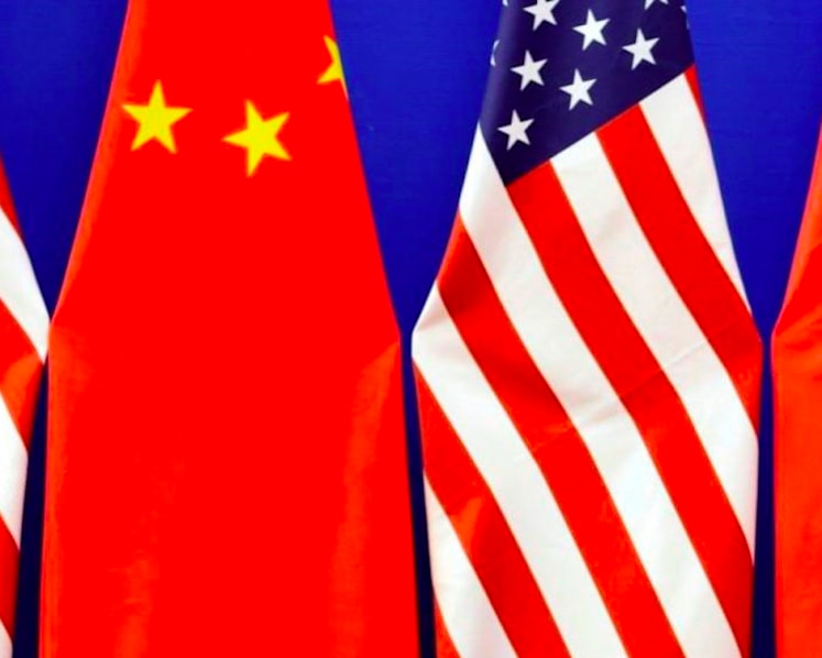 S'pore shouldn't choose between China and US for as long as it can: Ambassador-at-Large Chan Heng Chee