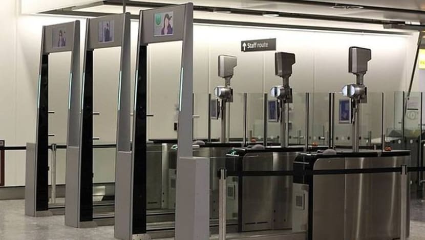 Rakyat S'pura boleh guna pintu ePasport UK mulai pertengahan 2019 Rakyat S'pura boleh guna pintu ePasport UK mulai pertengahan 2019