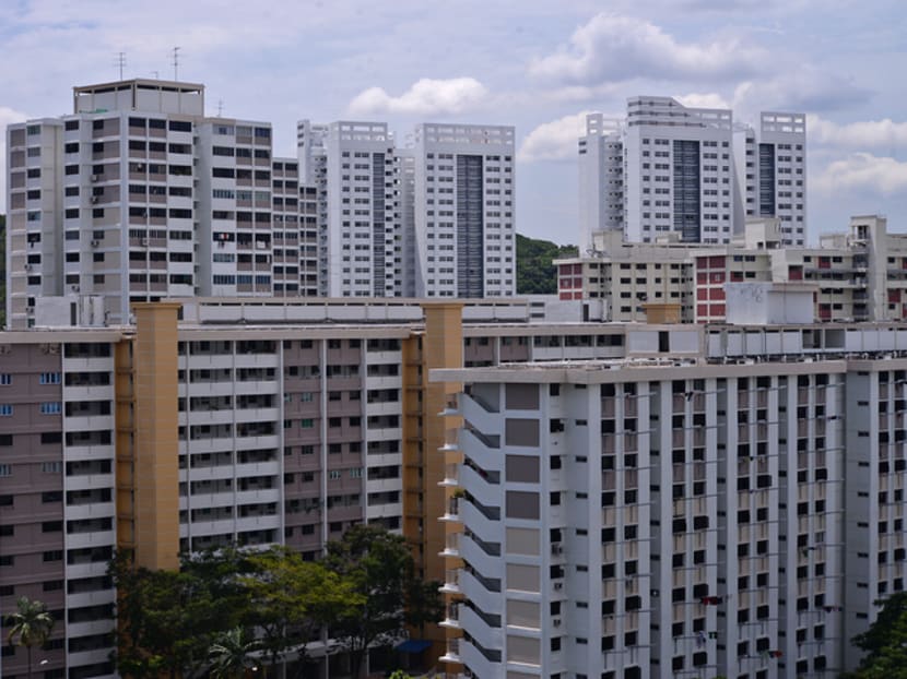 A report by the Ministry of National Development found that there was a higher level of cleanliness among the public housing estates managed by 16 town councils.