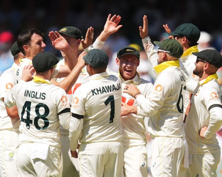 England's Ashes hopes hanging by a thread as Australia press for victory in Adelaide