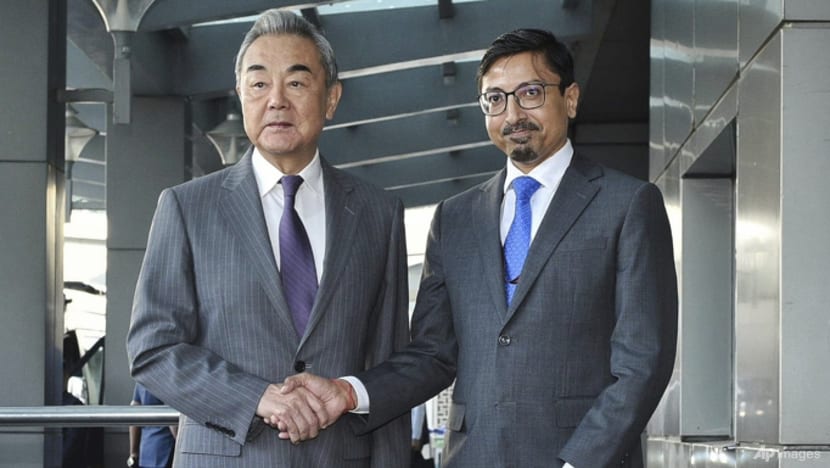 China's top diplomat hails 'positive trend' in relations with India China's top diplomat hails 'positive trend' in relations with India