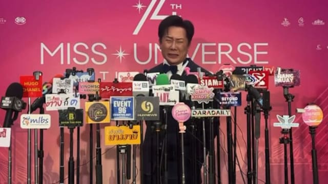 辱骂环球小姐佳丽引怒批，泰赛事总监失控大哭：我也是人