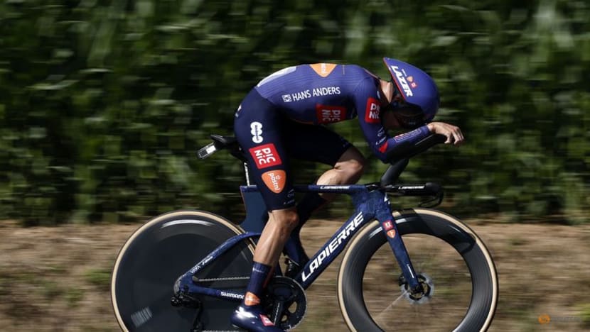 Young Scot Onley surprises with top finishes in Tour de France Young Scot Onley surprises with top finishes in Tour de France