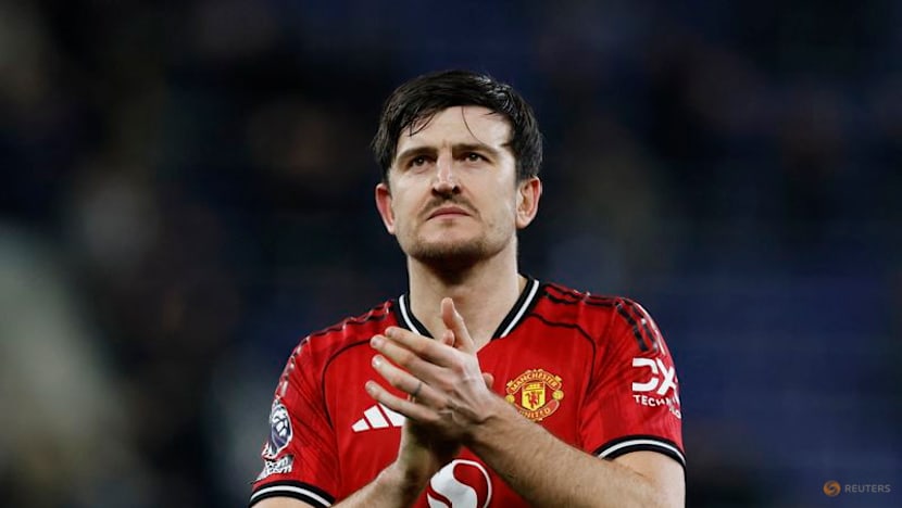 Maguire signs Manchester United contract extension