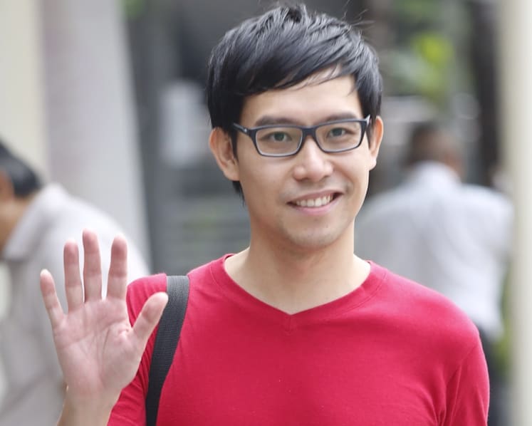 Blogger pleads guilty to being public nuisance, protesting without permit