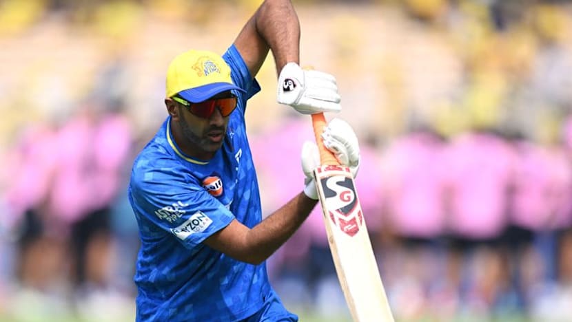 India's Ashwin out of Big Bash League after knee surgery