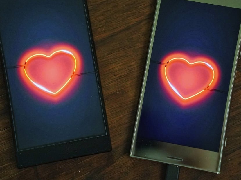 Singaporeans a lot more open to online dating, though 4 in 10 singles have never dated: Survey Singaporeans a lot more open to online dating, though 4 in 10 singles have never dated: Survey
