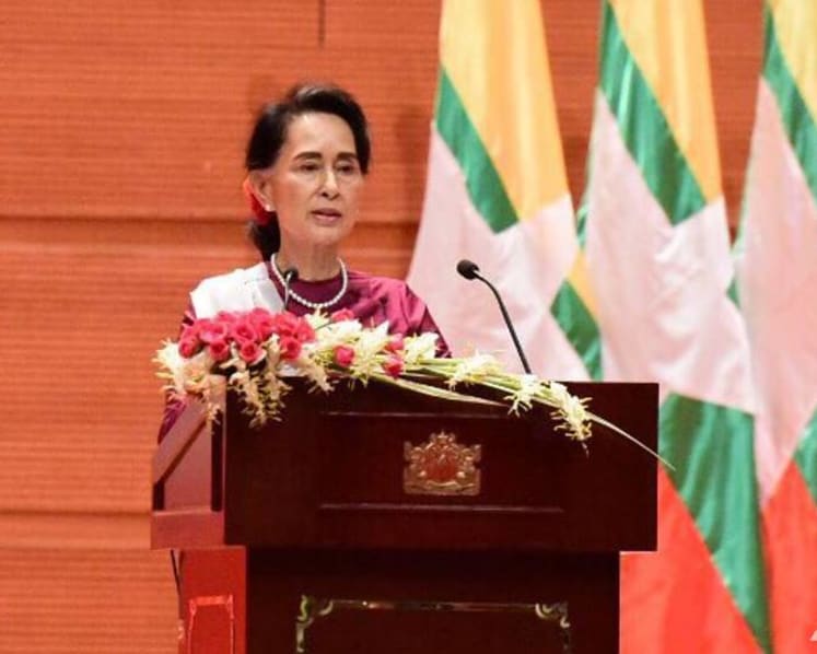 Aung San Suu Kyi condemns 'human rights violations, unlawful violence' in Rakhine