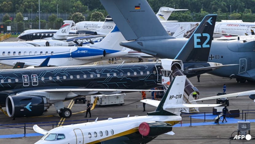 Singapore's aerospace industry looking to fill 2,500 jobs in the next three to five years Singapore's aerospace industry looking to fill 2,500 jobs in the next three to five years