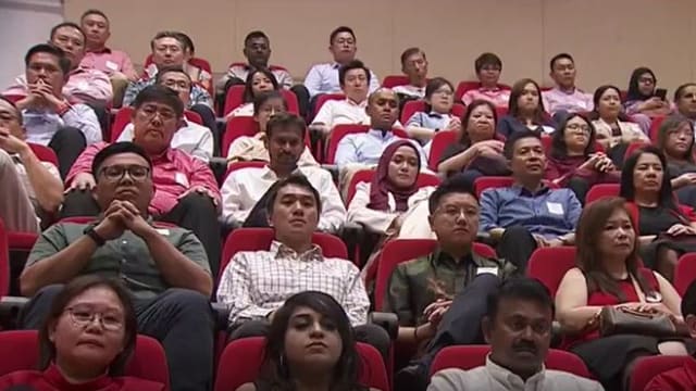 政治分析员：总理致词为接下来政治路线和风格定下基调