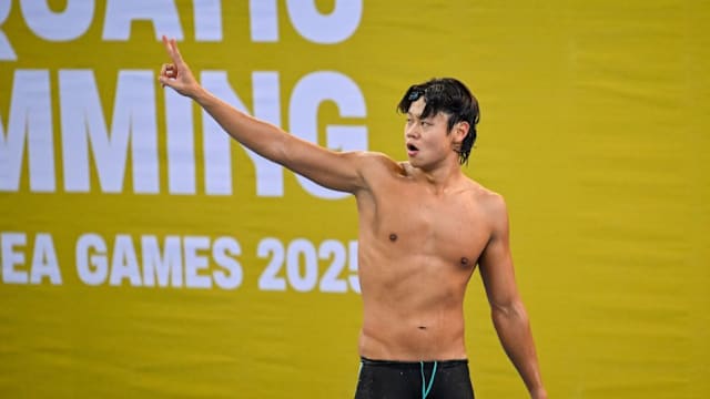 游泳新秀陈俊豪50米蛙泳称王 并打破全国纪录