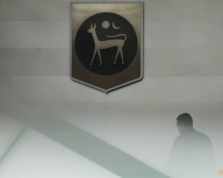 Malaysia's central bank holds key rate, upbeat on growth despite conflict risks