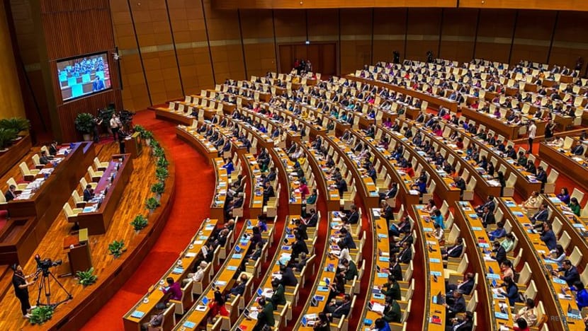 Vietnam replaces more top figures, to elect new president in October Vietnam replaces more top figures, to elect new president in October