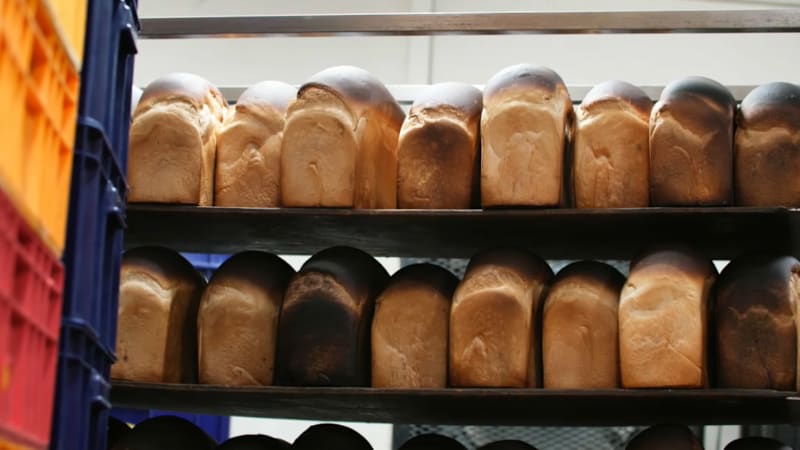What Singapore Still Bakes the Old Way | Breads, Sweets & Stories