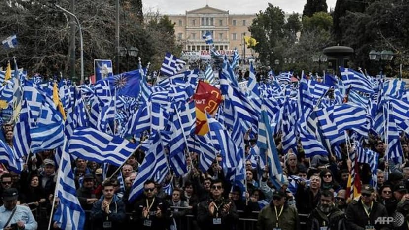 Ribuan tunjuk perasaan di Athens, bantah perjanjian dengan Macedonia