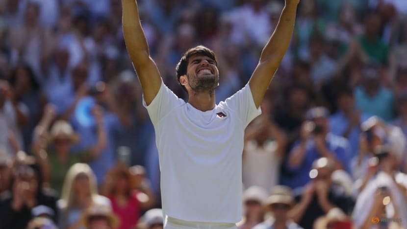 Alcaraz muscles past Fritz to reach Wimbledon final Alcaraz muscles past Fritz to reach Wimbledon final