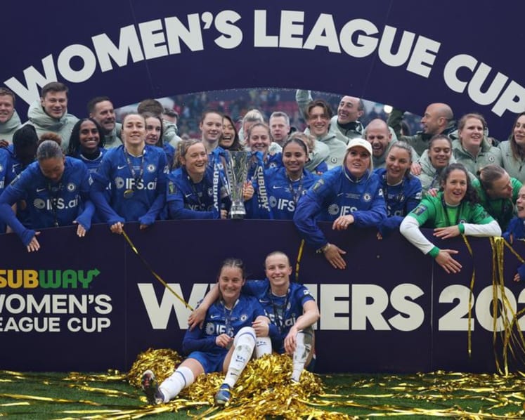 Electric James steers Chelsea to Women's League Cup final win over Manchester United