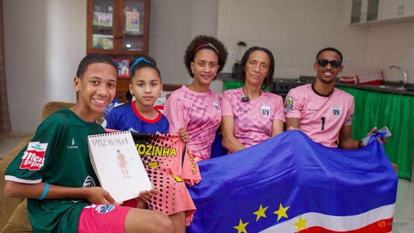 Cape Verde keeper Vozinha's mother gets visa to watch son at World Cup