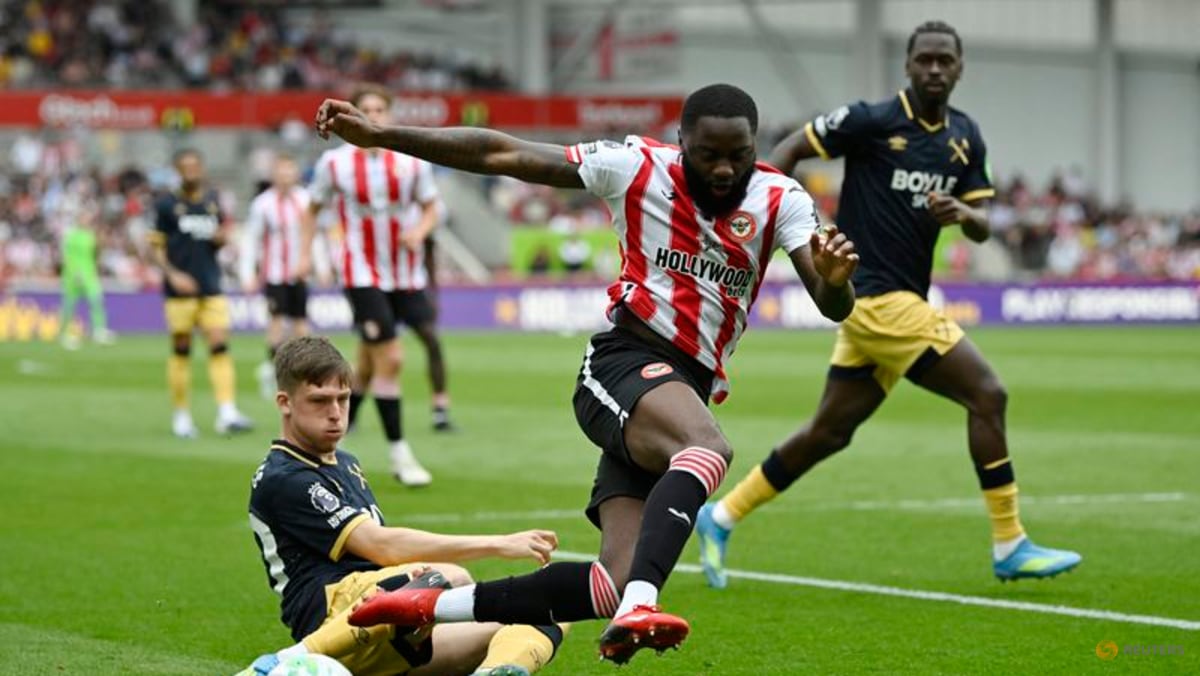 Brentford go sixth with win over relegation-threatened West Ham
