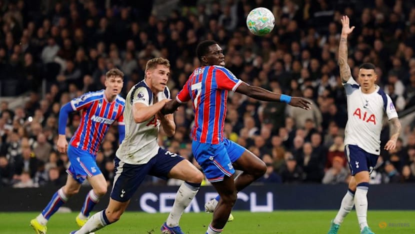 Tottenham relegation fears deepen with home loss to Crystal Palace