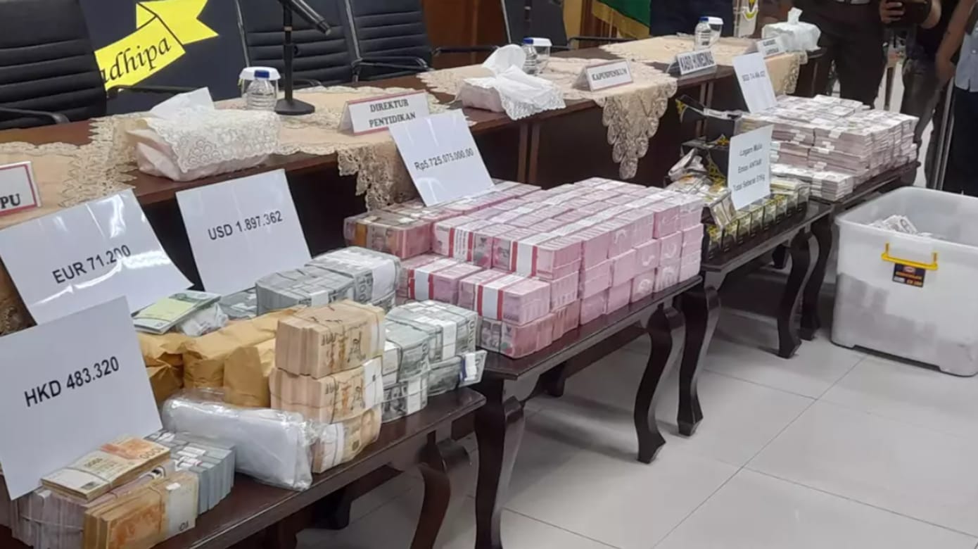 涉助谋杀嫌犯无罪释放印尼高庭前高官家中搜出51公斤黄金- 8world