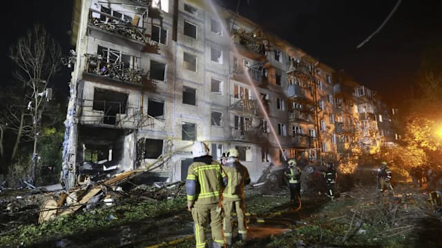 乌克兰大规模无人机袭击伏尔加河沿岸地区 造成至少两人死亡