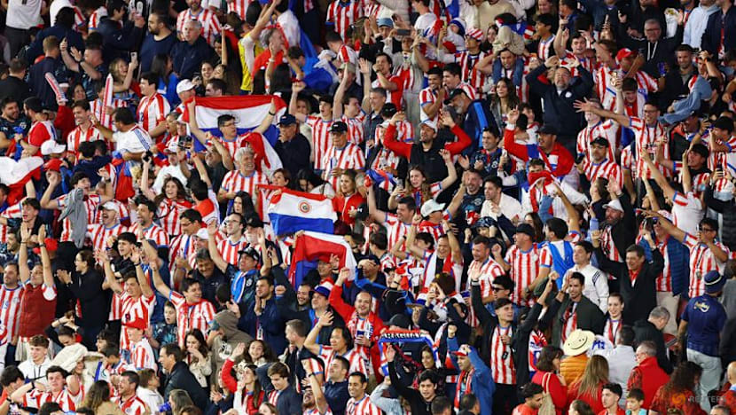 Ten-man Paraguay eliminate Turkey with tense 1-0 win