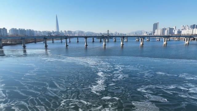 韩国多地气温大幅下滑 部分山区气温降至摄氏零下24度