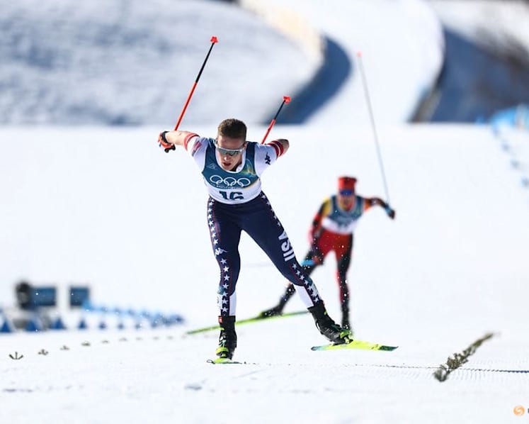 Crosscountry-Broken skis, shirtless racers as erratic weather causes havoc