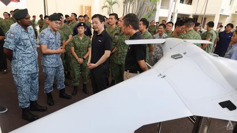  SG mesti tumpu perhatian kepada pertahanan jika aturan global lumpuh, sesuaikan diri dengan trend peperangan baharu: PM Wong