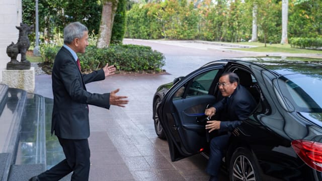 柬副揆兼外长布拉索昆访新 维文亲迎接：我的好朋友