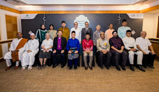 Penting perpaduan antara agama dalam usaha lindungi maruah, kehidupan manusia sejagat: Dr Nazirudin