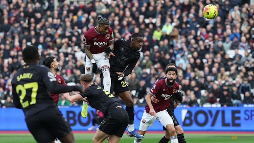 Bowen sets record as strugglers West Ham beat Sunderland 3-1